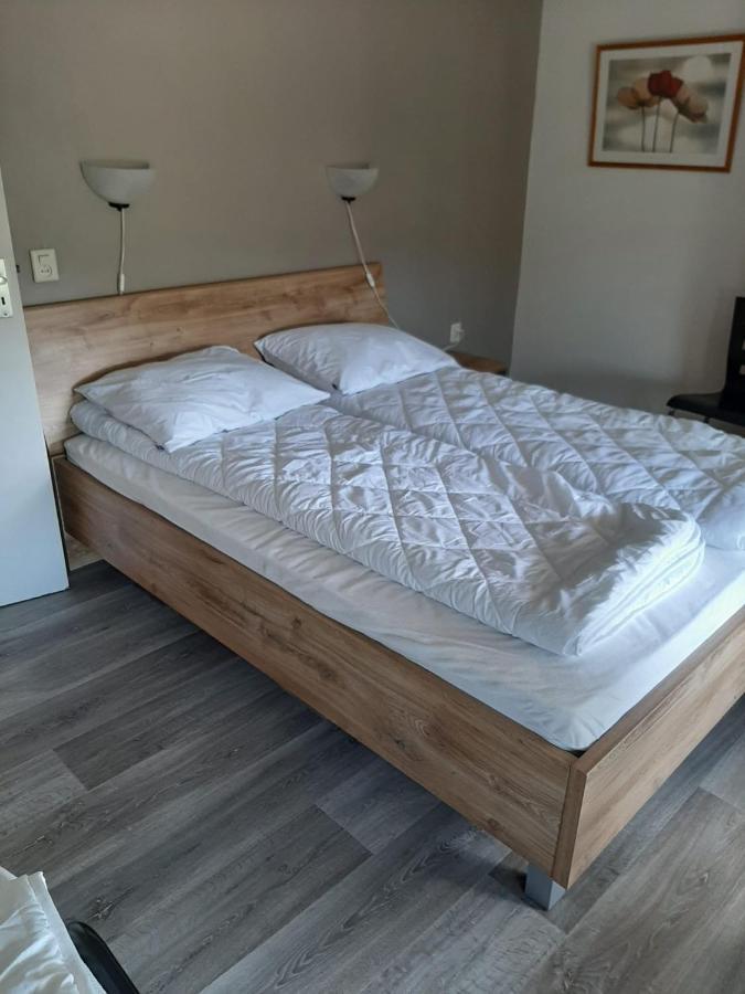 Vroeleneind Holiday home Noorbeek